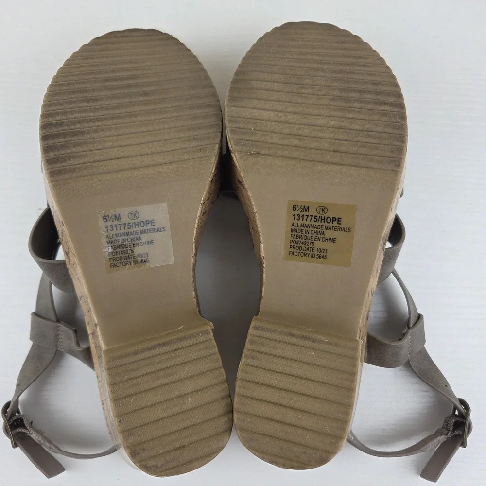 Maurices Hope Cork Strappy Wedge Gray High Heels Women's Size 6.5 M - Picture 14 of 15
